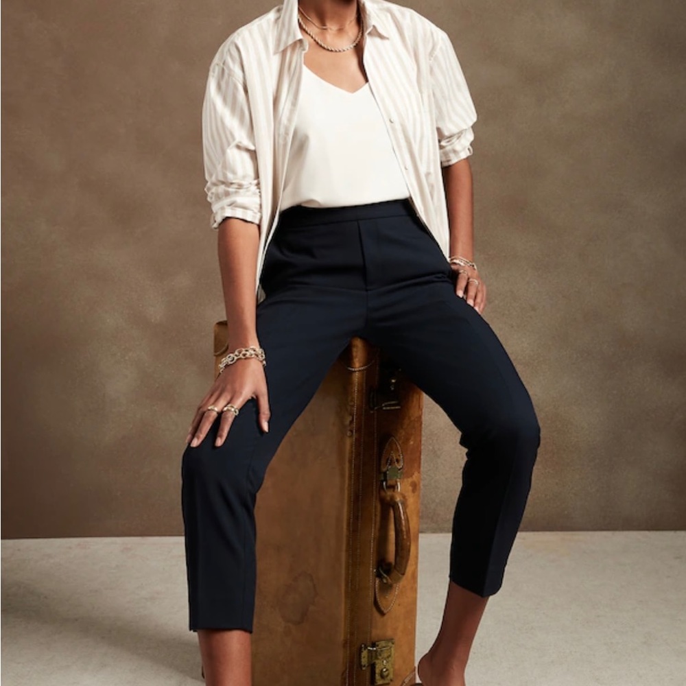 Banana Republic Hayden Taper Pant Size 14 Preppy Navy NWT Retail $90